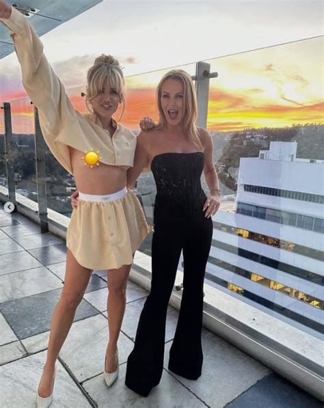Ashley Roberts Stuns Fans As She Accidentally Flashes In Braless