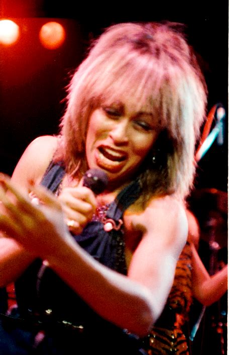 Repair services at rod 'n' reel dock at chesapeake beach resort & spa in chesapeake beach, md. Tina Turner - Wikipedia, la enciclopedia libre