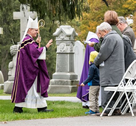 All Souls Day Mass At Catholic Cemetery ‘a Place Of Love And Prayer Todays Catholic