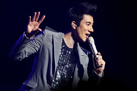 Wang lee hom (王力宏) title: 王力宏的《can you feel my world》歌词_百度知道