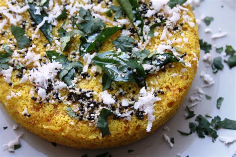 Khaman dhokla is a spongy gujarati snack made with besan, spices, lemon juice & a leavening agent. Coconut Dhokla / Rava Dhokla Instant Pot Stove Top Recipe ...