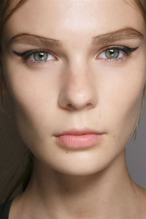 Eyebrow Accessorizing And Tint Eyebrow Beauty Ideas