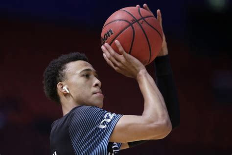 Rj Hampton Leaves New Zealand And Returns To United States