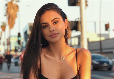 Sophia Esperanza Miacova Interesting Facts About The Instagram Model