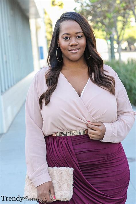 trendy curvy plus size fashion and style blog — blush wine outfit details on