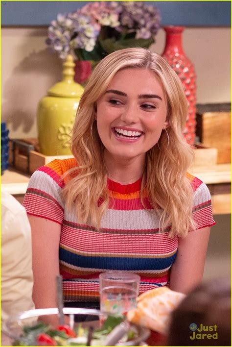 Full Sized Photo Of Meg Donnelly American Housewife Season Premiere Meg Donnelly S Abc