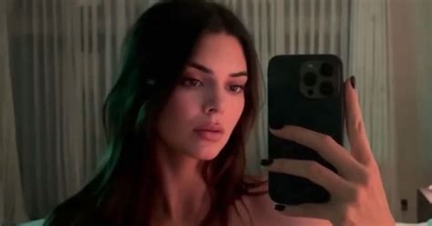 Kendall Jenner Poses Naked For Sultry Mirror Video As Fans Go Wild For