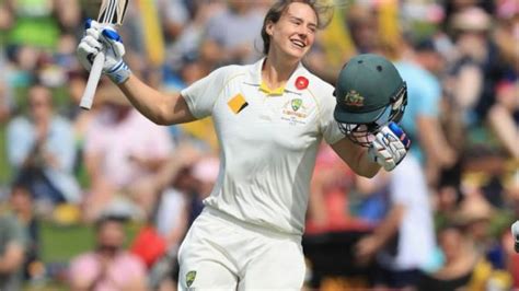 5 best women cricketers in the world cricindeed