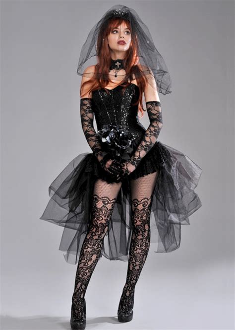 Womens Halloween Deluxe Black Gothic Bride Costume
