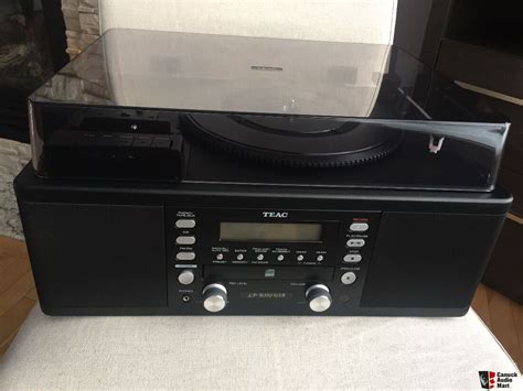 New Teac Lp R550usb Turntable Cd Recorder With Cassette Black Photo