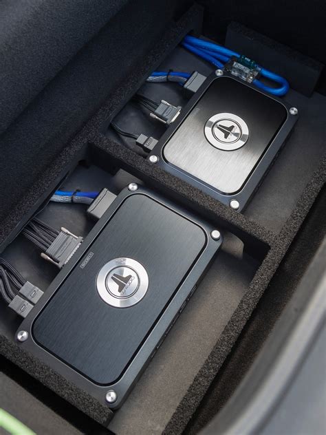 Car Stereo Installation : Near Philadelphia | World Wide Stereo