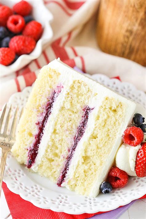 Berry Mascarpone Layer Cake The Best Fruitcake Recipe Recipe Moist Vanilla Cake Cake