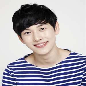 Born on december 1, 1988), known mononymously as siwan, is a south korean singer and actor. Im Si Wan Birthday, Real Name, Age, Weight, Height, Family ...