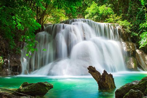 waterfall-in-tropical-forest-4k-ultra-hd-wallpaper-background-image