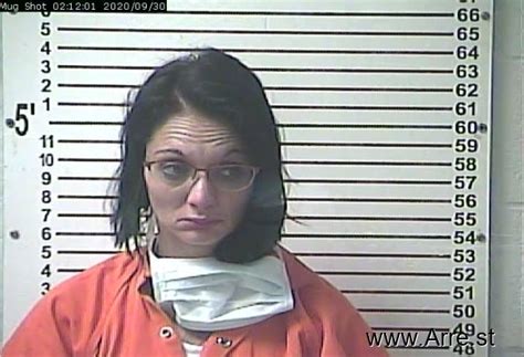 I don't know what i'm doing here. Heather Adkins - Hardin, Kentucky 2020-09-29 Arrest Mugshot