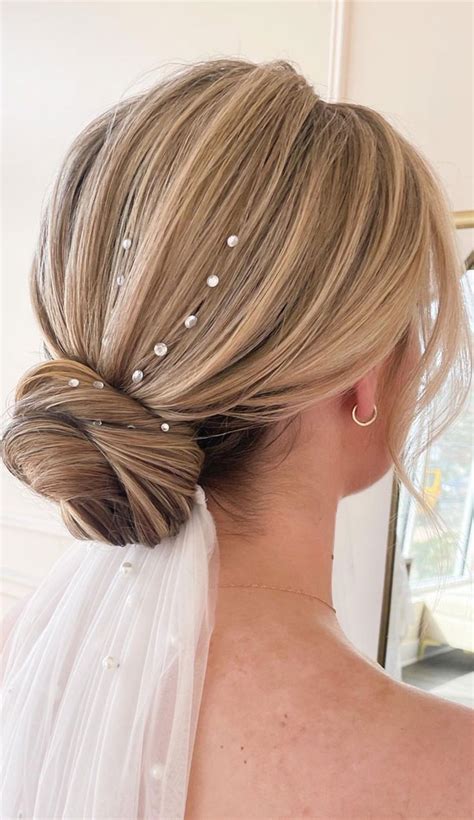 50 Classic Wedding Hairstyles That Never Go Out Of Style Low Bun