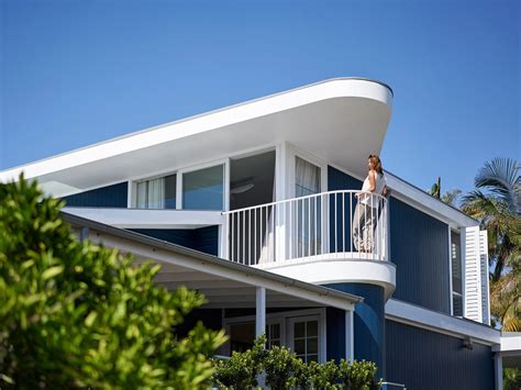 Beach House On Stilts Posted By Luigi Rosselli Architects 37 Photos