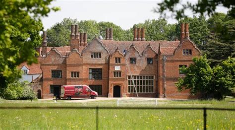 Jamie Olivers £6million Essex Mansion Being Renovated Amid Restaurant