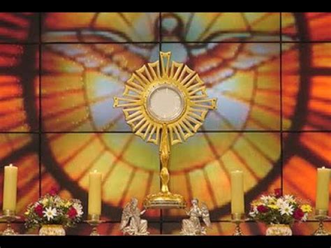 L' adoration eucharistique nous conduit à contempler le christ qui nous a aimés, nous a donné sa vie, « qui s'est livré pour nous ». ADORATION DU SOIR EN MUSIQUE DU SAINT SACREMENT - PIANO ...