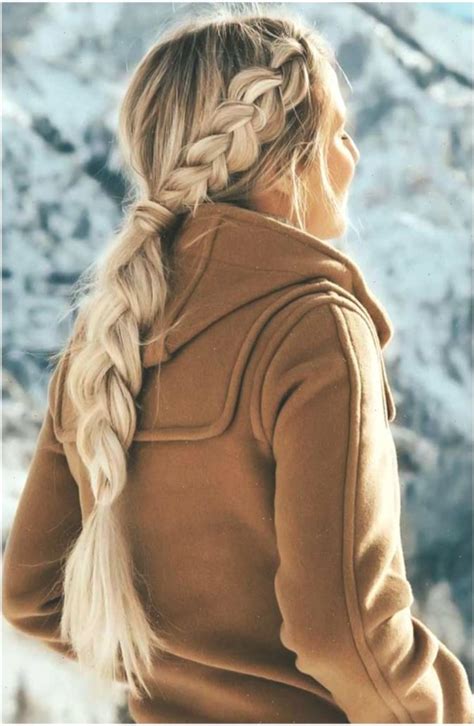 45 Gorgeous Winter Hairstyles For Long Hair