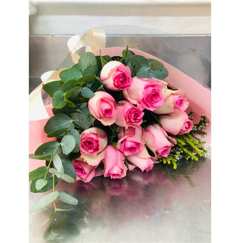 12 Pink Roses In Bunch Garden Gate Florist