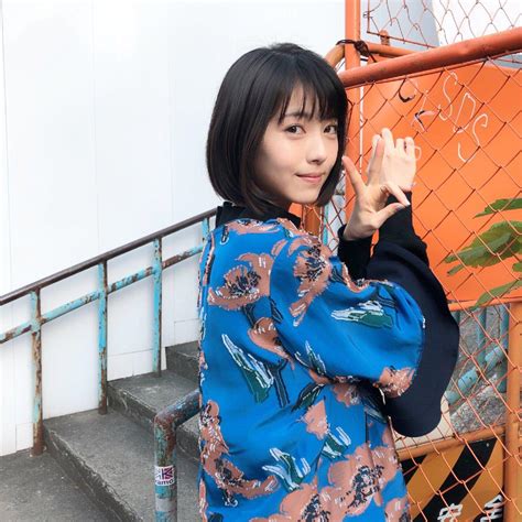 Not much is known about minami at the moment. 【浜辺美波の画像35枚】高画質でかわいい壁紙や水着! | TKD NAVI ...