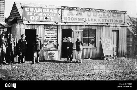 australia gold rush 1872 nthe newspaper office and bookseller in gulgong new south wales