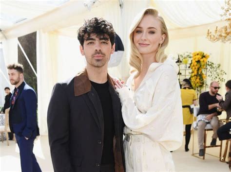 The pair exchanged vows in romantic paris at the château le martinet last weekend. SAMAA - Sophie Turner marries Joe Jonas in surprise wedding ceremony
