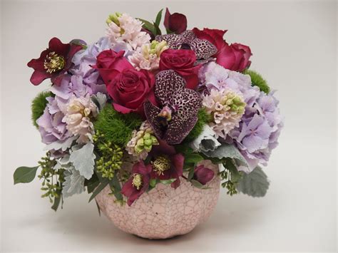 Hours may change under current circumstances premium abundance in Thousand Oaks, CA | Greenwich Floral