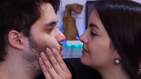 5 Coisas Que VocÊ Deve Fazer Na Hora Do Beijo Youtube