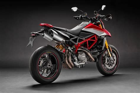 2020 Ducati Hypermotard 950sp Guide • Total Motorcycle