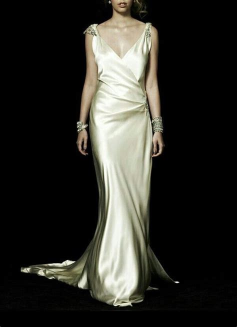 Maybe you would like to learn more about one of these? A vintage look | Wedding dresses, Designer wedding dresses ...