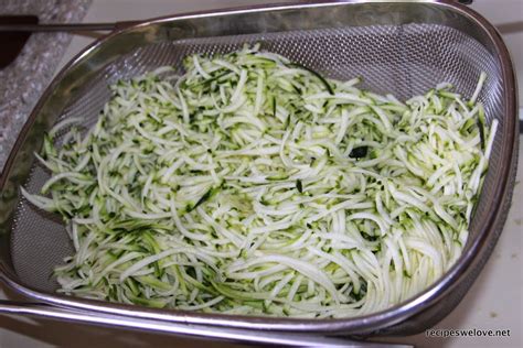 How to freeze shredded zucchini for bread. Freezing Zucchini to use for Bread all Year Long | Recipes ...