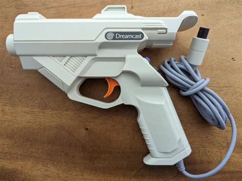 Sega Dreamcast Light Gun Hkt 7800 Japanese Import Great Condition