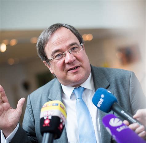 „wir brauchen europäische lösungswege für die weiterhin angespannte lage in den griechischen flüchtlingslagern.pic.twitter.com/oqxxmrxgvb. RWTH Aachen: Armin Laschet verliert Lehrauftrag nach Noten ...
