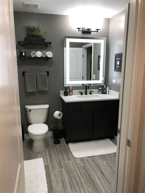 10 Grey Small Bathroom Designs