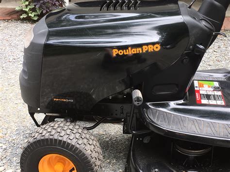 Lawn Mower Poulan Pro Pp175g42 175 Hp 42” For Sale In Monroe Ct