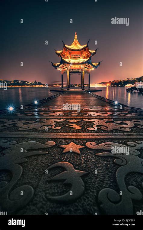 Ancient Jixian Pavilion At West Lake Hangzhou China Stock Photo Alamy