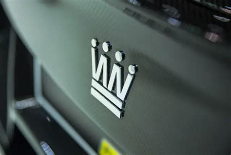 6 Car Logos With Crown Did You Know