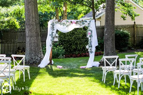 Low Budget Ideas For A Small Intimate Backyard Weddings Lily And Lime