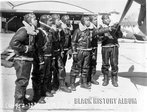Redtails The Tuskegee Airmen 1945 Series 45 Seven Tusk Flickr