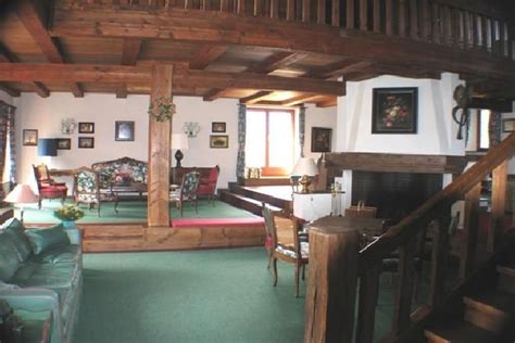 He is a formula one racing driver. sebastian-vettel-fans Seb's house in Ellighausen from the ...