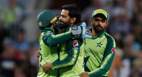 T20 World Cup Pakistan Announce 12 Man Squad For India Match