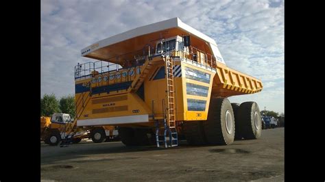 Largest Dump Truck In The World - Belaz 75710 - YouTube