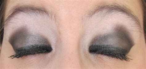 Steph Stud Makeup Too Faced Smokey Eye Palette And Outfit Of The Day