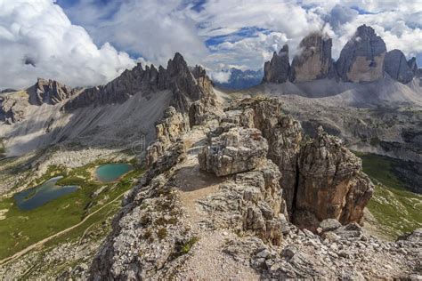 Tre Cime Di Lavaredo Et Monte Paterno Dolomites Alpes De Litalie