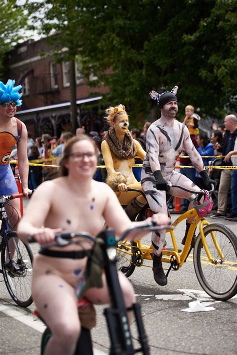 Fremont Summer Solstice Nude Cyclist Tranimaging Flickr