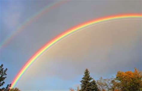How Those Amazingly Beautiful Double Rainbows Are Formed Video Boomsbeat