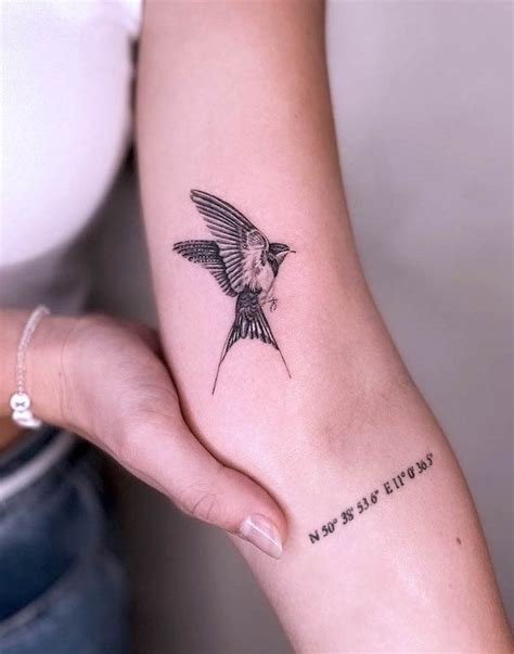 25 Inspiring Swallow Tattoos With Meaning Nail Idea