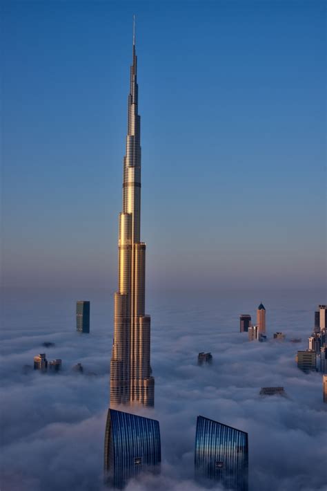 A building's height dimensions, functions, developer, location, global and regional ranking are included. Burj Khalifa: A Bird's-eye View From 101st Floor Of The ...